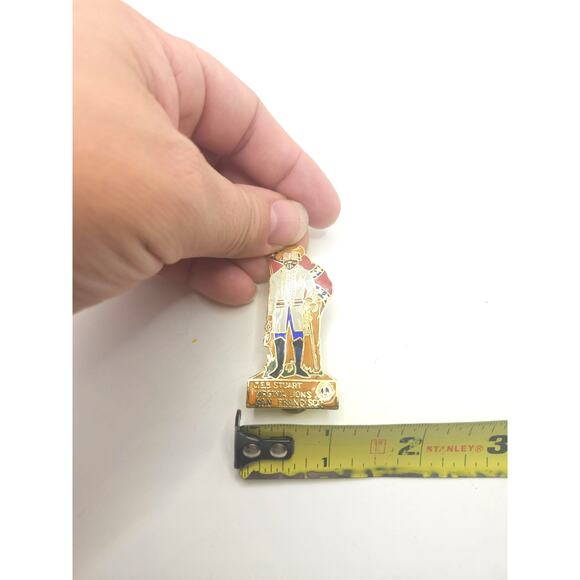 Vintage Lions Club Pin J.E.B. Stuart Virginia Lions San Francisco Enamel Lapel - Picture 3 of 4